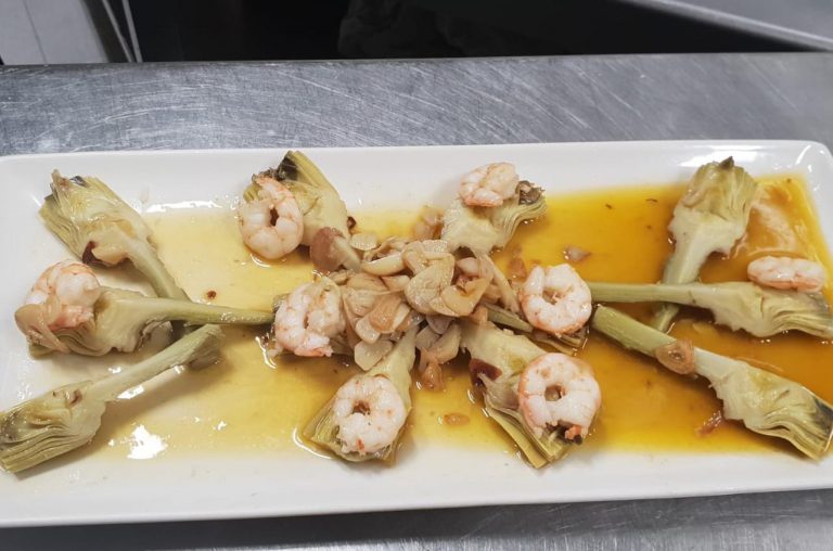 restaurante galaxia comida 768x508