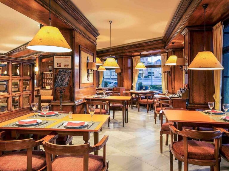 1669575746 Mercure Rio Badajoz bar 1 768x576