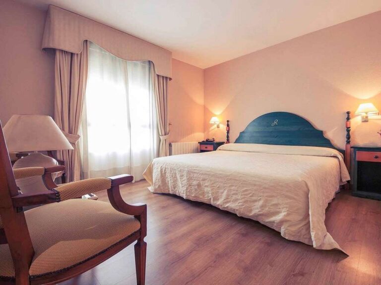 1669575746 Mercure Rio Badajoz habitacion 768x576