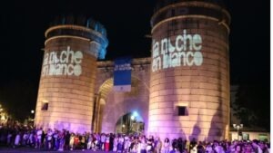 Balance de la Noche en Blanco 2025 en Badajoz ambiente multitudinario y las mejores galerias e imagenes para revivir la gran cita cultural